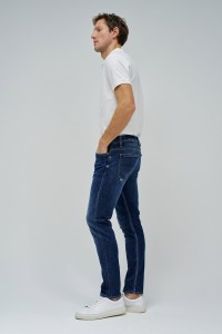 SLIM FIT JEANS