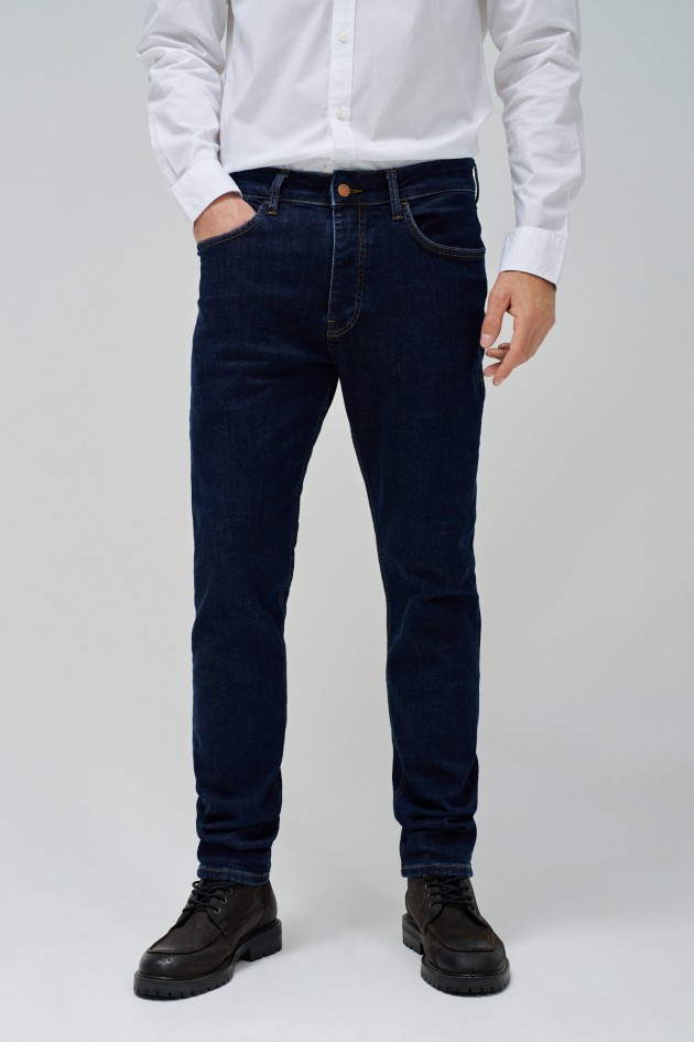 REGULAR FIT JEANS