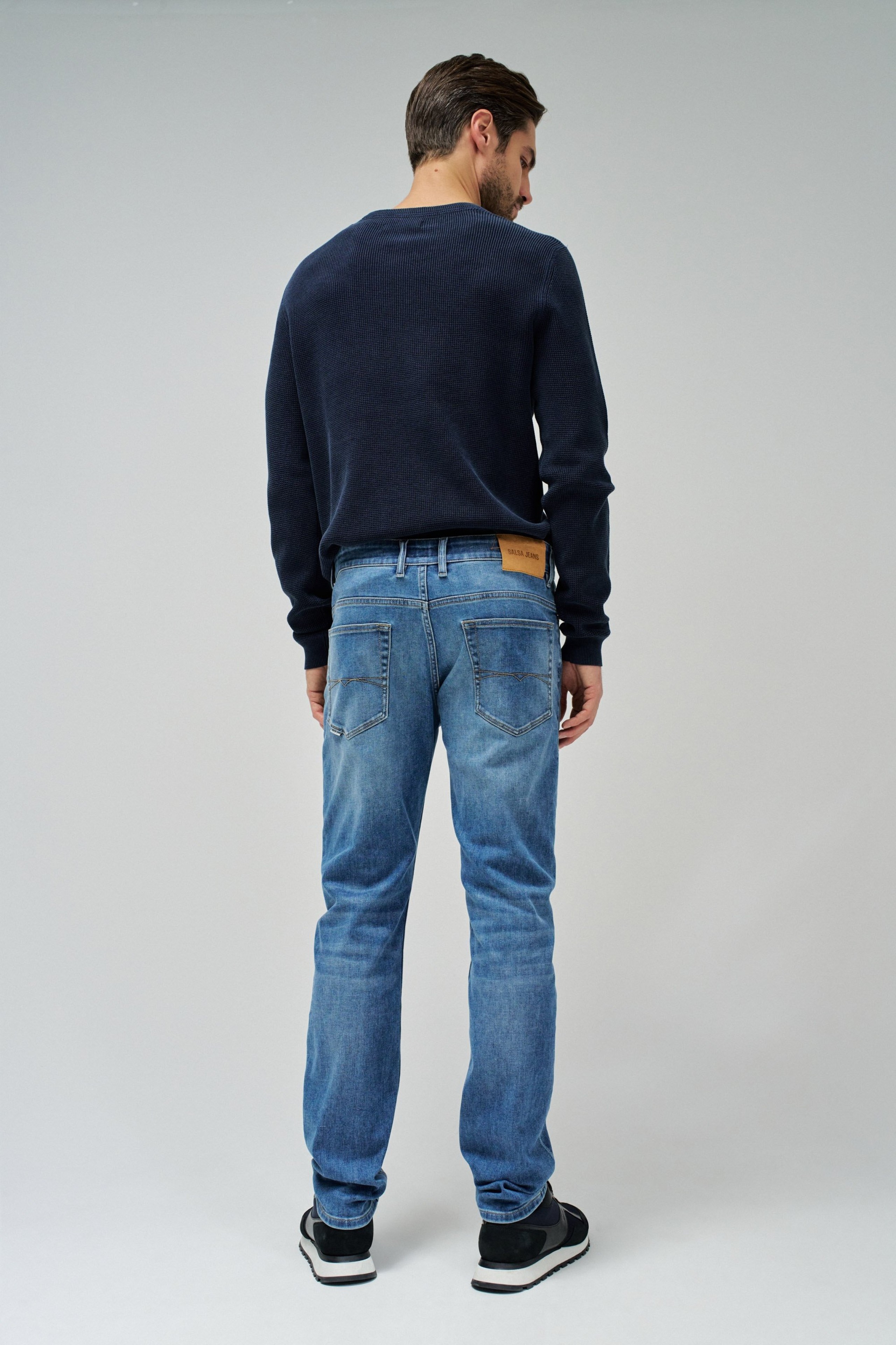 REGULAR FIT COOLMAX JEANS