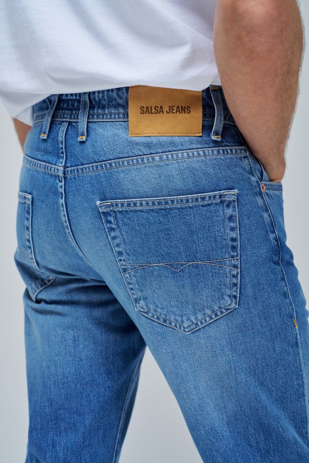 VAQUEROS STRAIGHT FIT