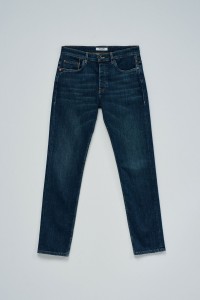 SLIM FIT JEANS