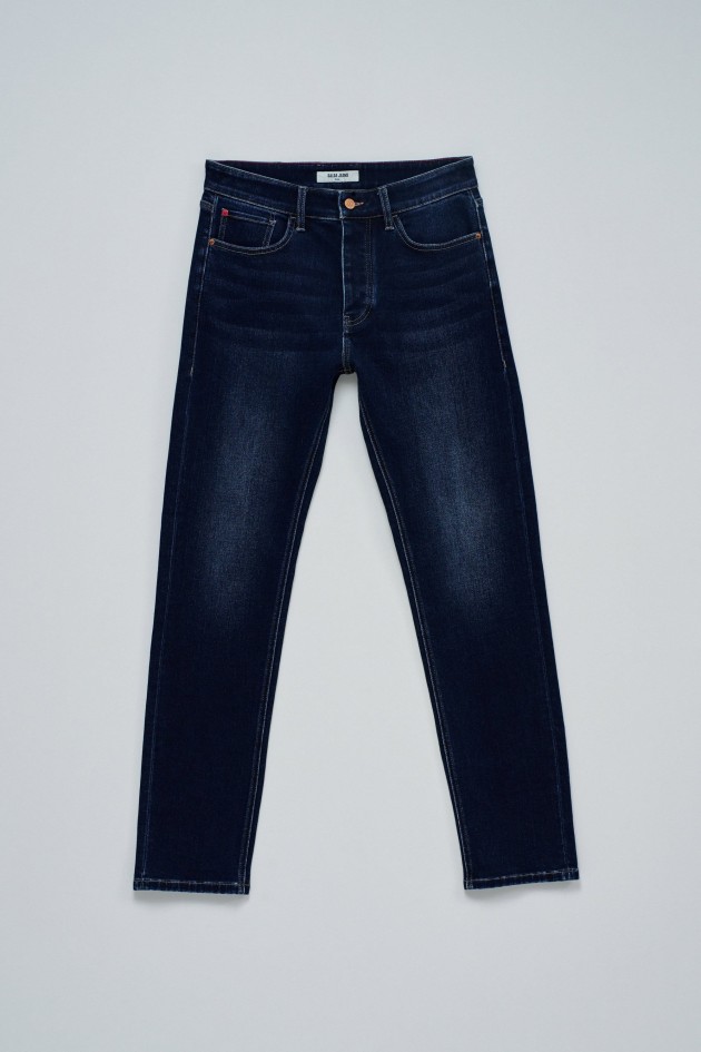 SLIM FIT JEANS