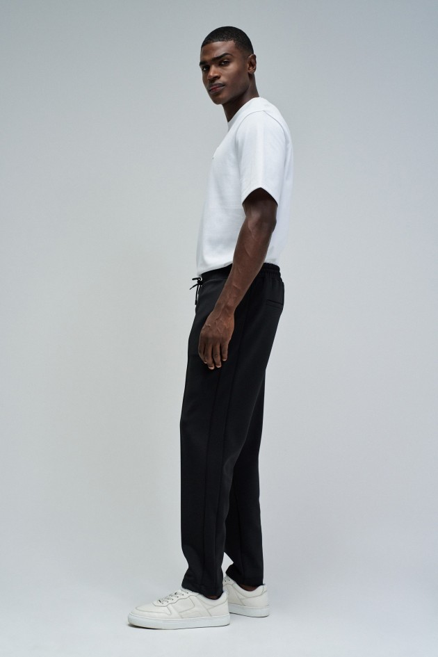 JOGGERS HOSEN IN STRICK