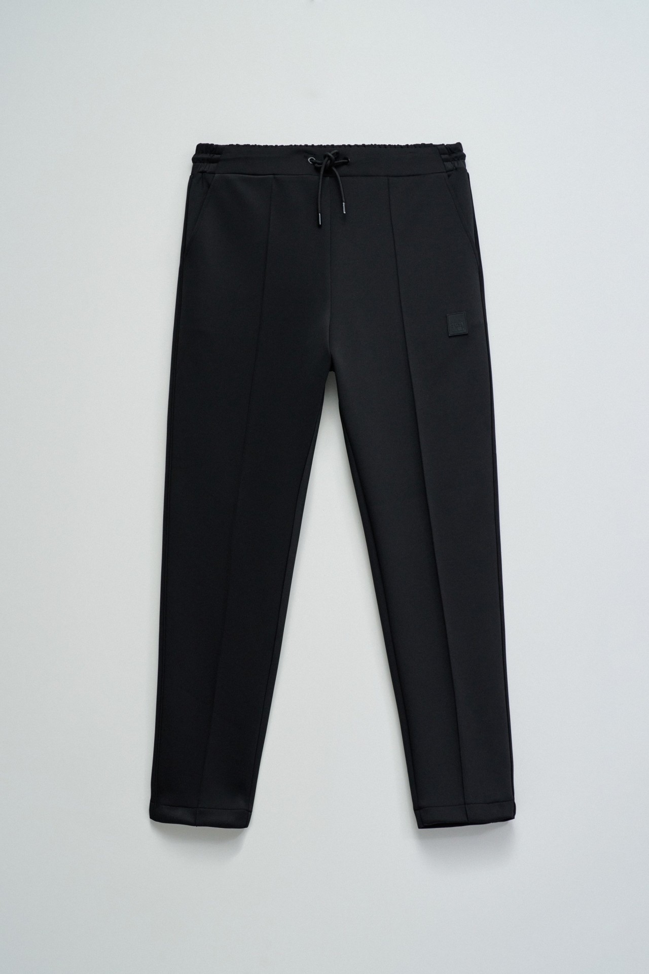 JOGGERS HOSEN IN STRICK