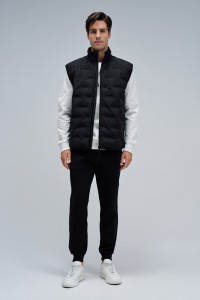 JOGGERS HOSE AUS STRICKSTOFF