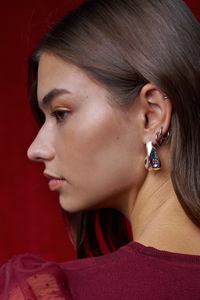 DROP EARRINGS WITH TEXTURE