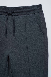 JOGGINGHOSE AUS STRICK