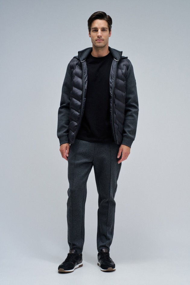 JOGGINGHOSE AUS STRICK