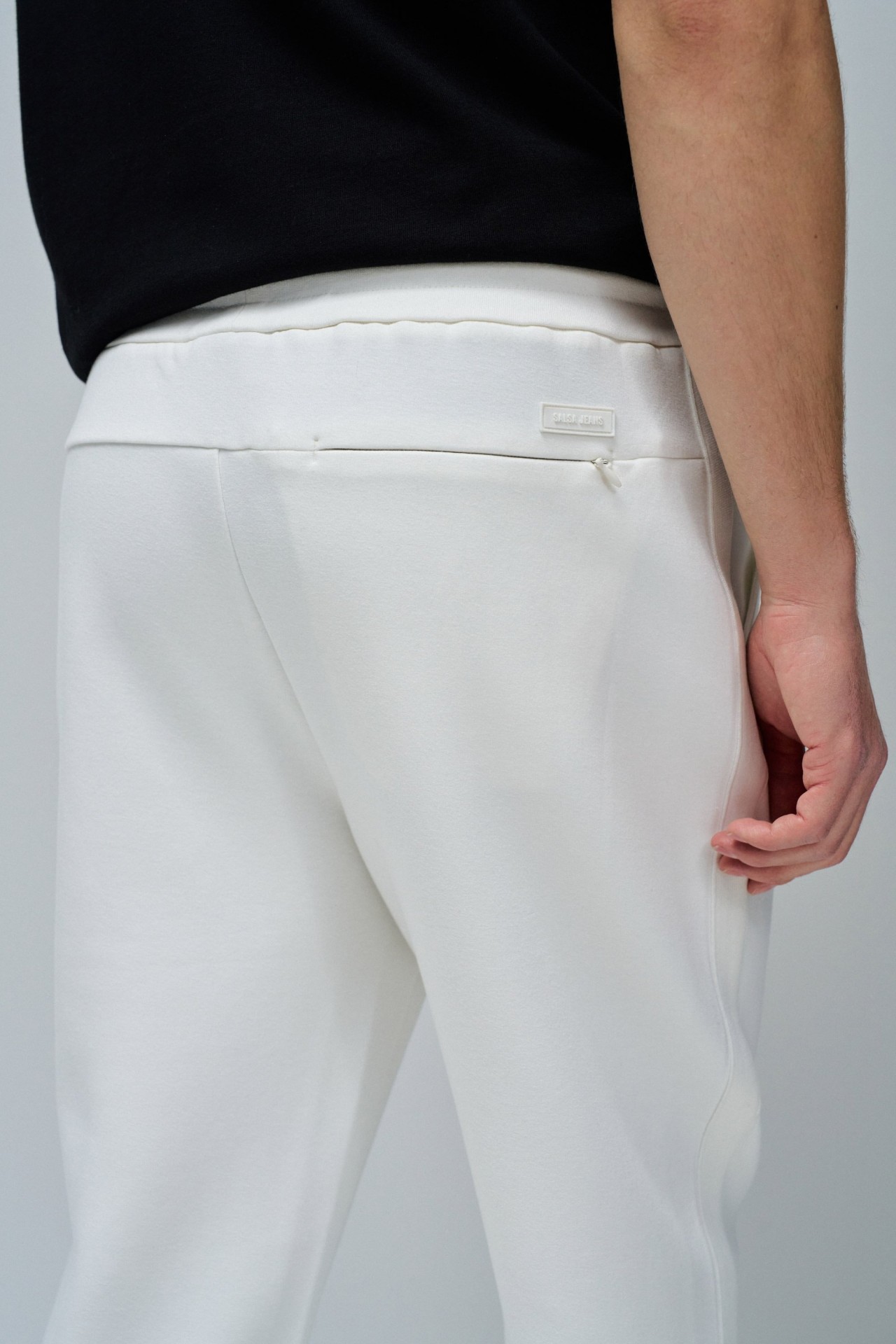 PANTALONS JOGGERS EN MAILLE