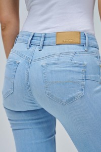 WONDER PUSH UP FLARE JEANS