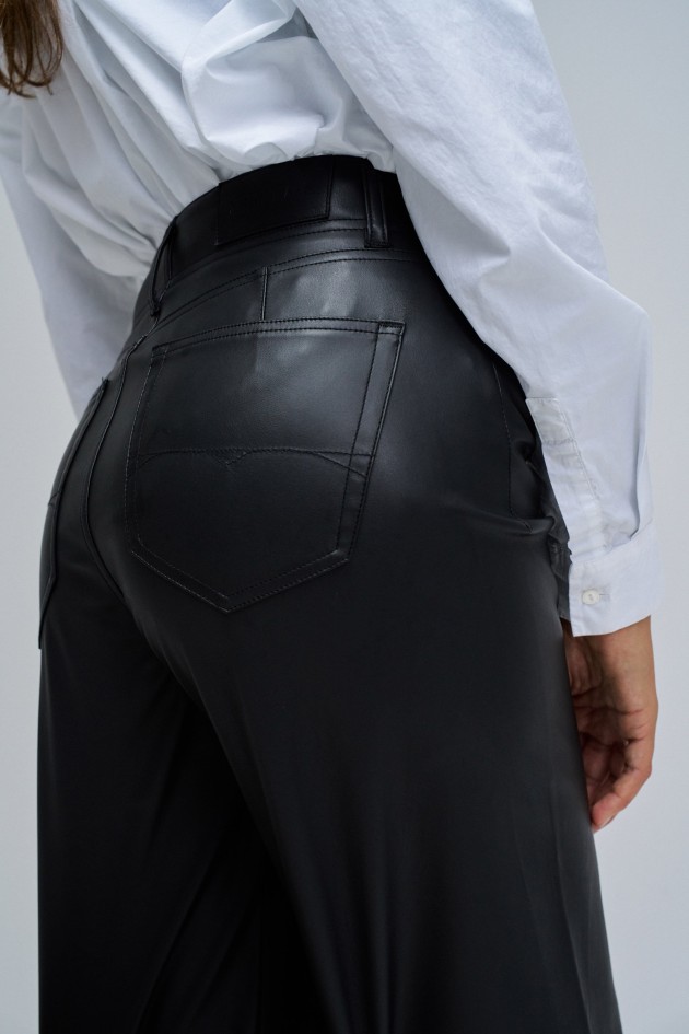 TRUE CROPPED WIDE LEATHER EFFECT JEANS