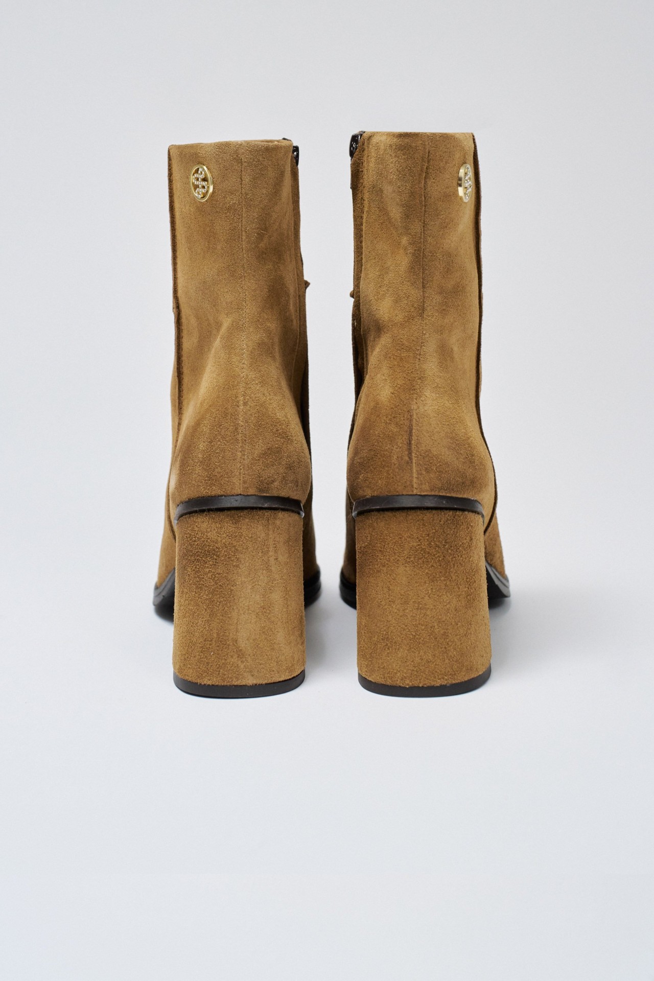 BOTTES EN CUIR