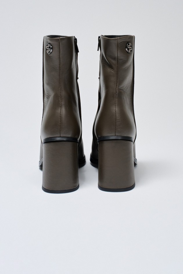 BOTTES EN CUIR