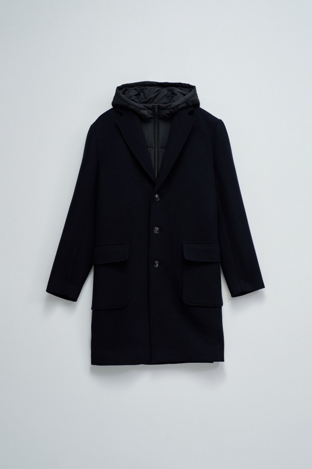 VESTON EN LAINE AVEC CAPUCHE