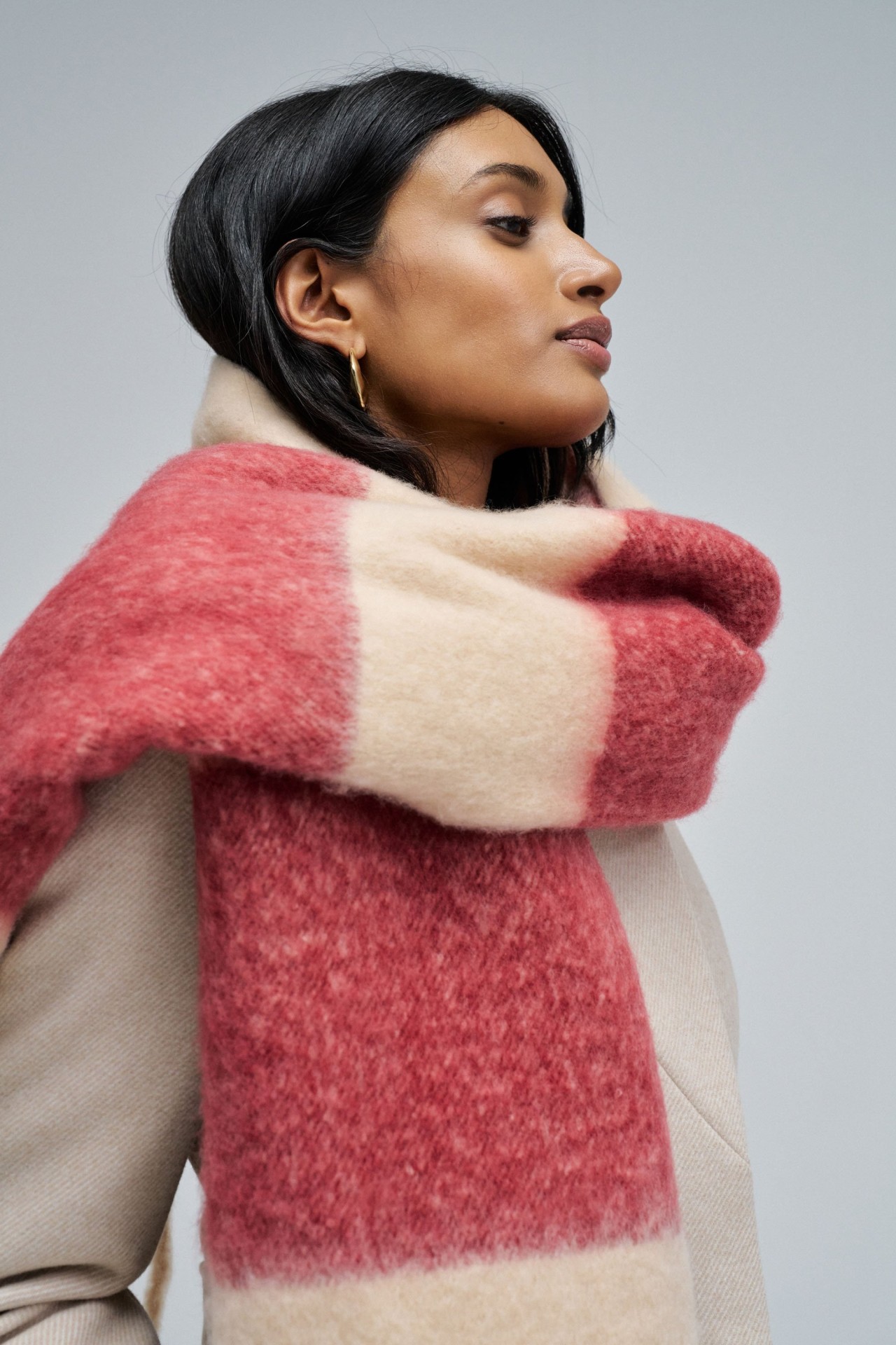 SCARF WITH CHECK PATTERN