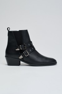 LEATHER ANKLE BOOTS