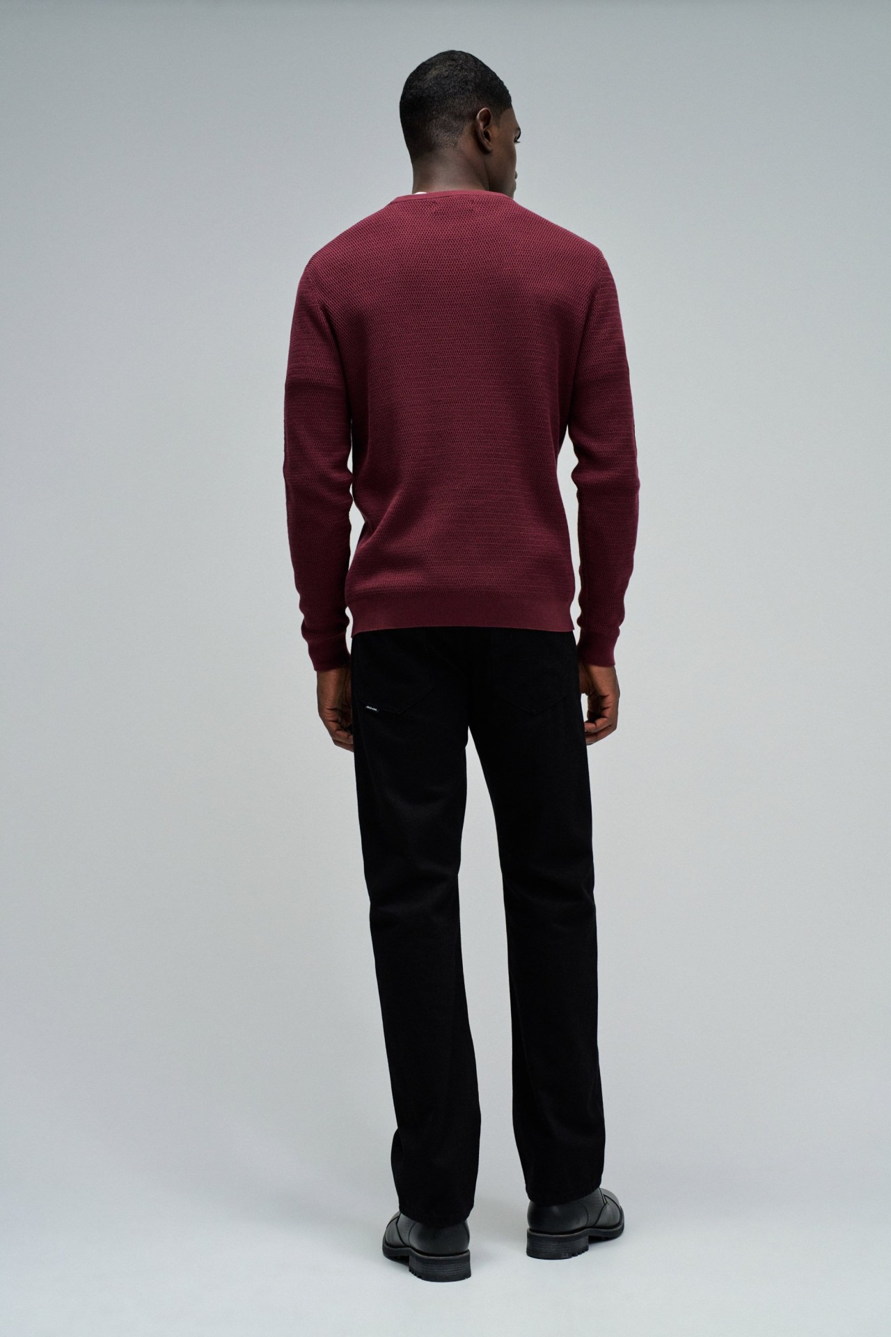 TEXTURED KNIT SWEATER