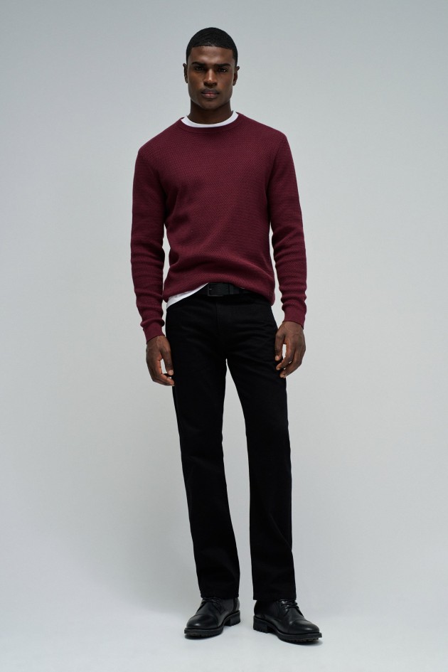 TEXTURED KNIT SWEATER