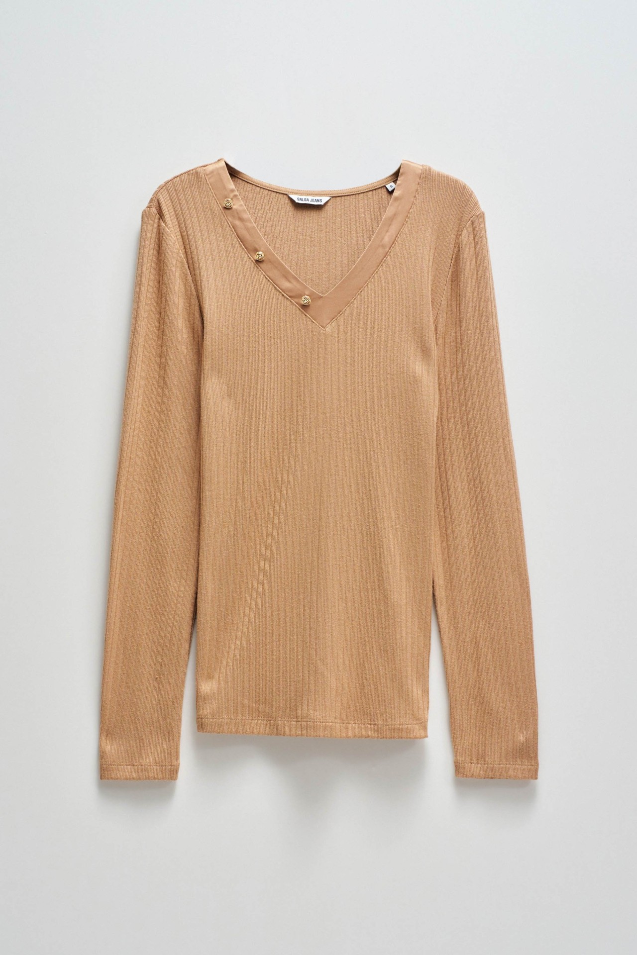PULL EN MAILLE C�TEL�E