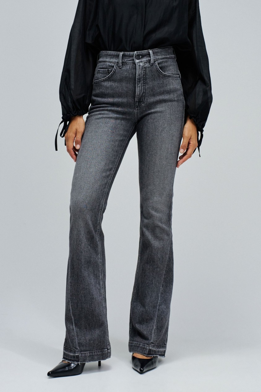 FAITH PUSH IN FLARE JEANS