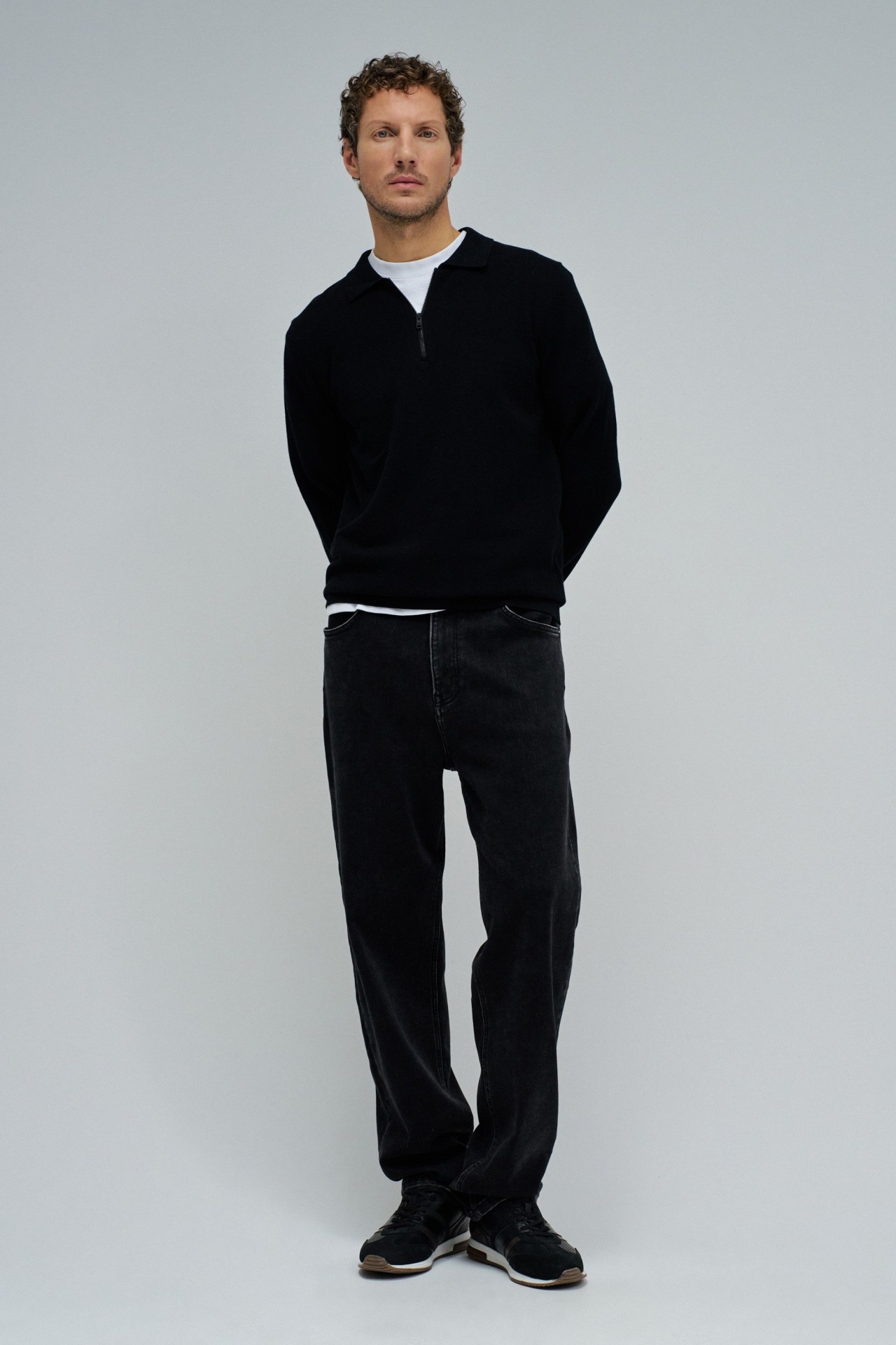 KNIT SWEATER WITH HALF ZIP