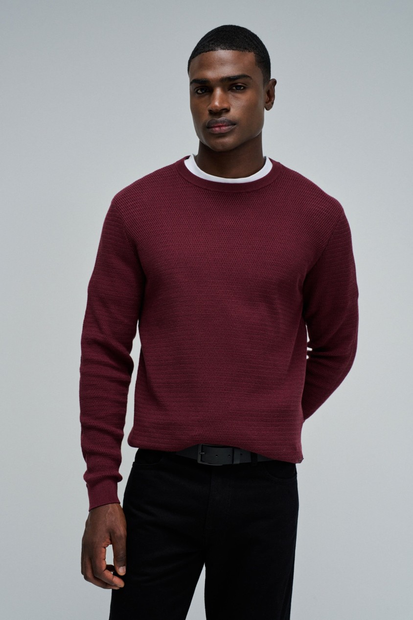 TEXTURED KNIT SWEATER