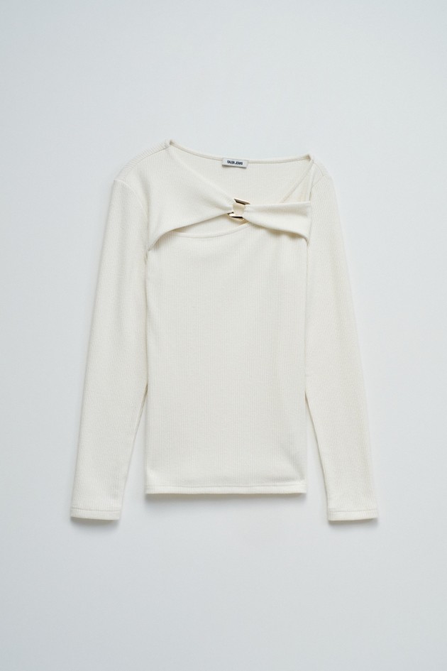 PULL EN MAILLE CÔTELÉE