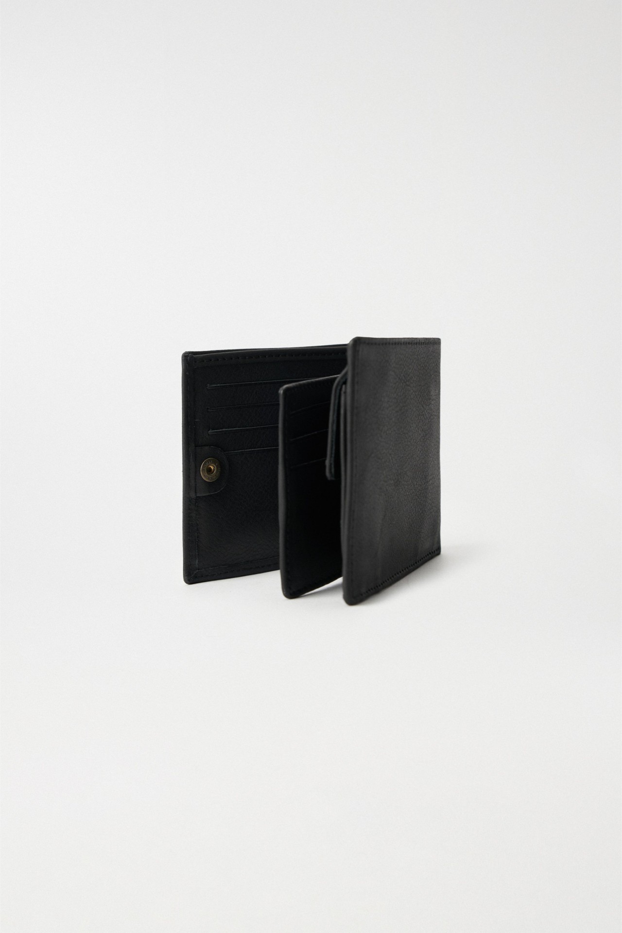 POCHETTE EN CUIR MARRON