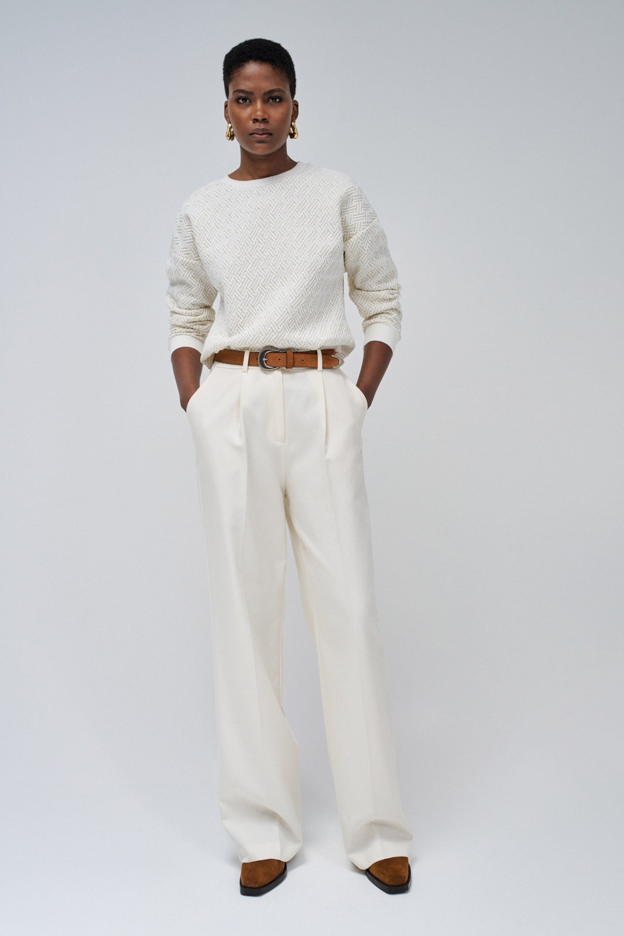 CAMISOLA DE FELPA TEXTURADA COM BRILHO