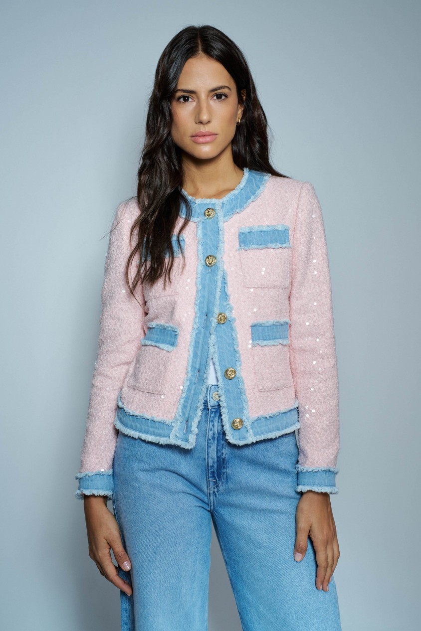 CAZADORA DE TWEED CON LENTEJUELAS