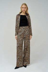 STRAIGHT TROUSERS IN FABRIC