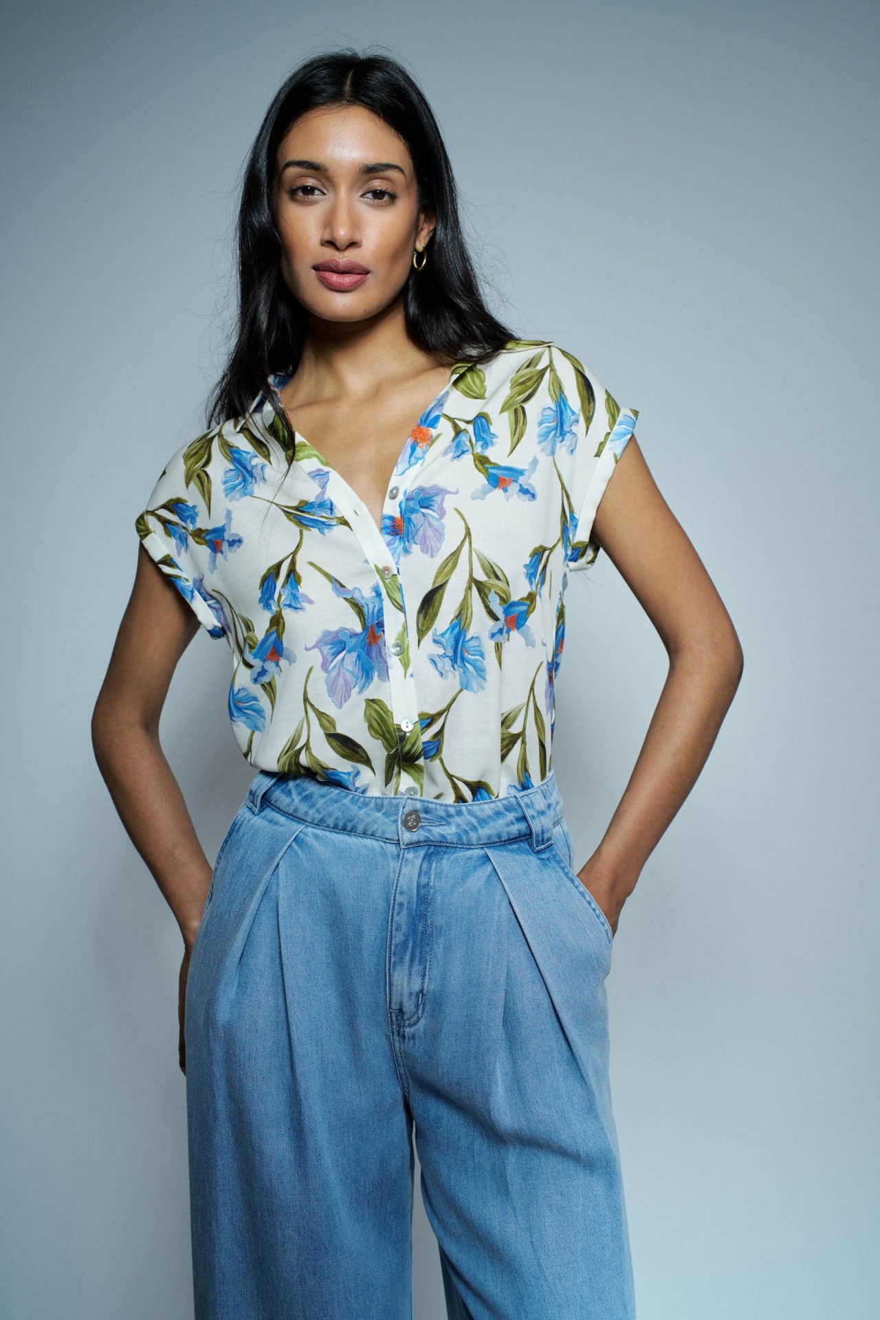 BLUSE MIT FLORALEM MUSTER