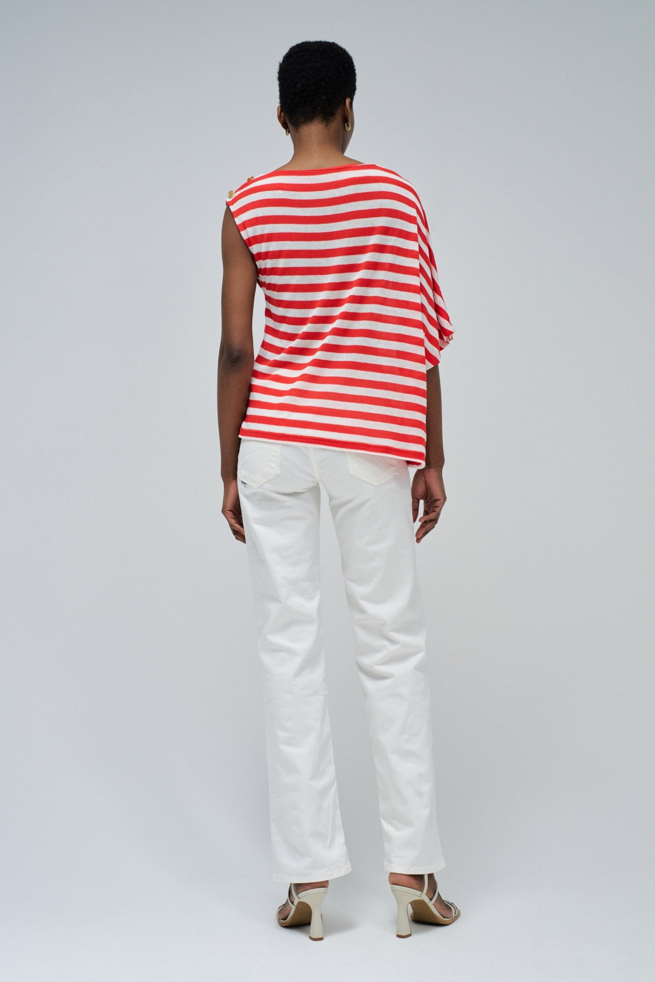 TOP ASIM�TRICO CON RAYAS