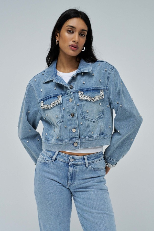 CHAQUETA VAQUERA CON APLICACIONES