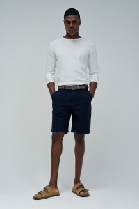 PANTALONES CORTOS CON MEZCLA DE LINO