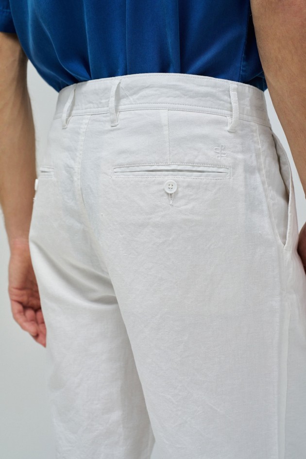 PANTALONES CORTOS CON MEZCLA DE LINO