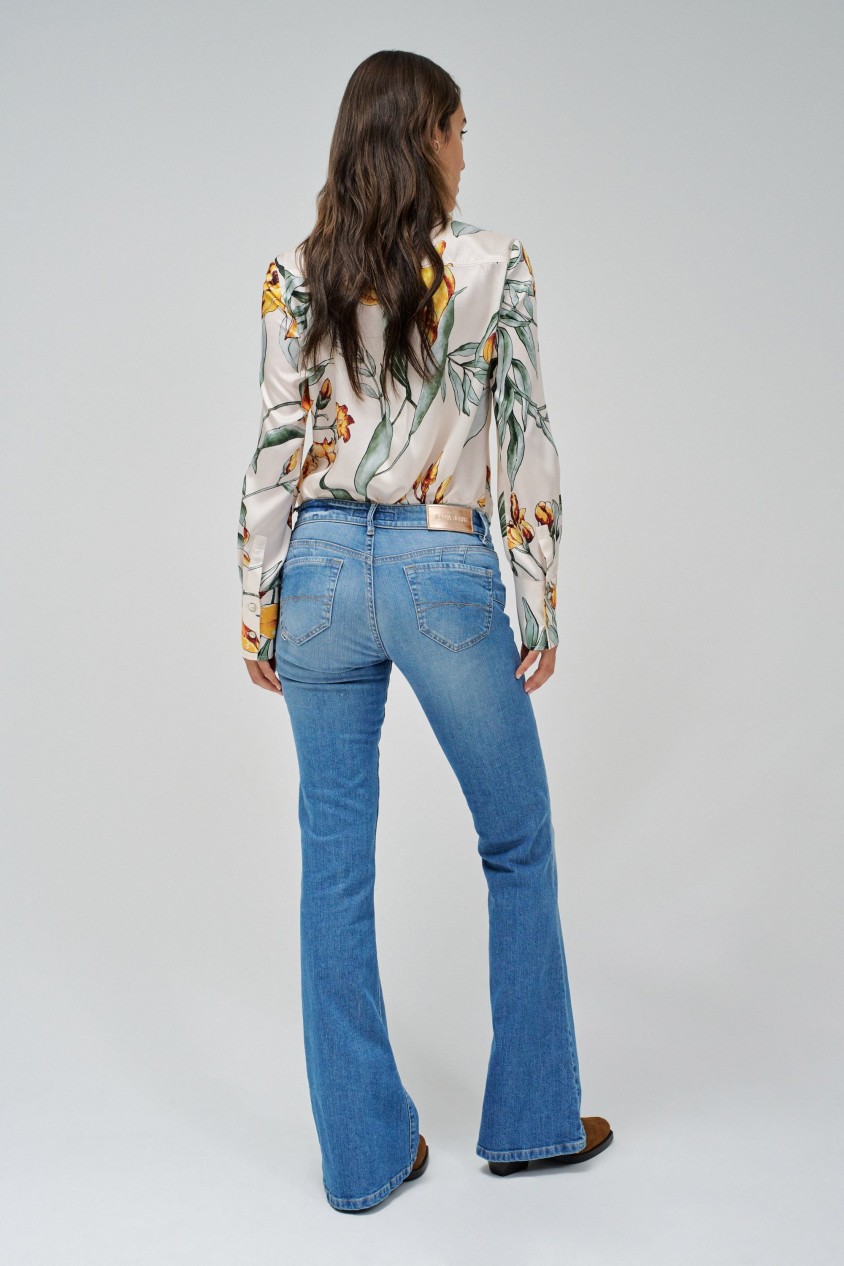 WONDER PUSH UP FLARE JEANS