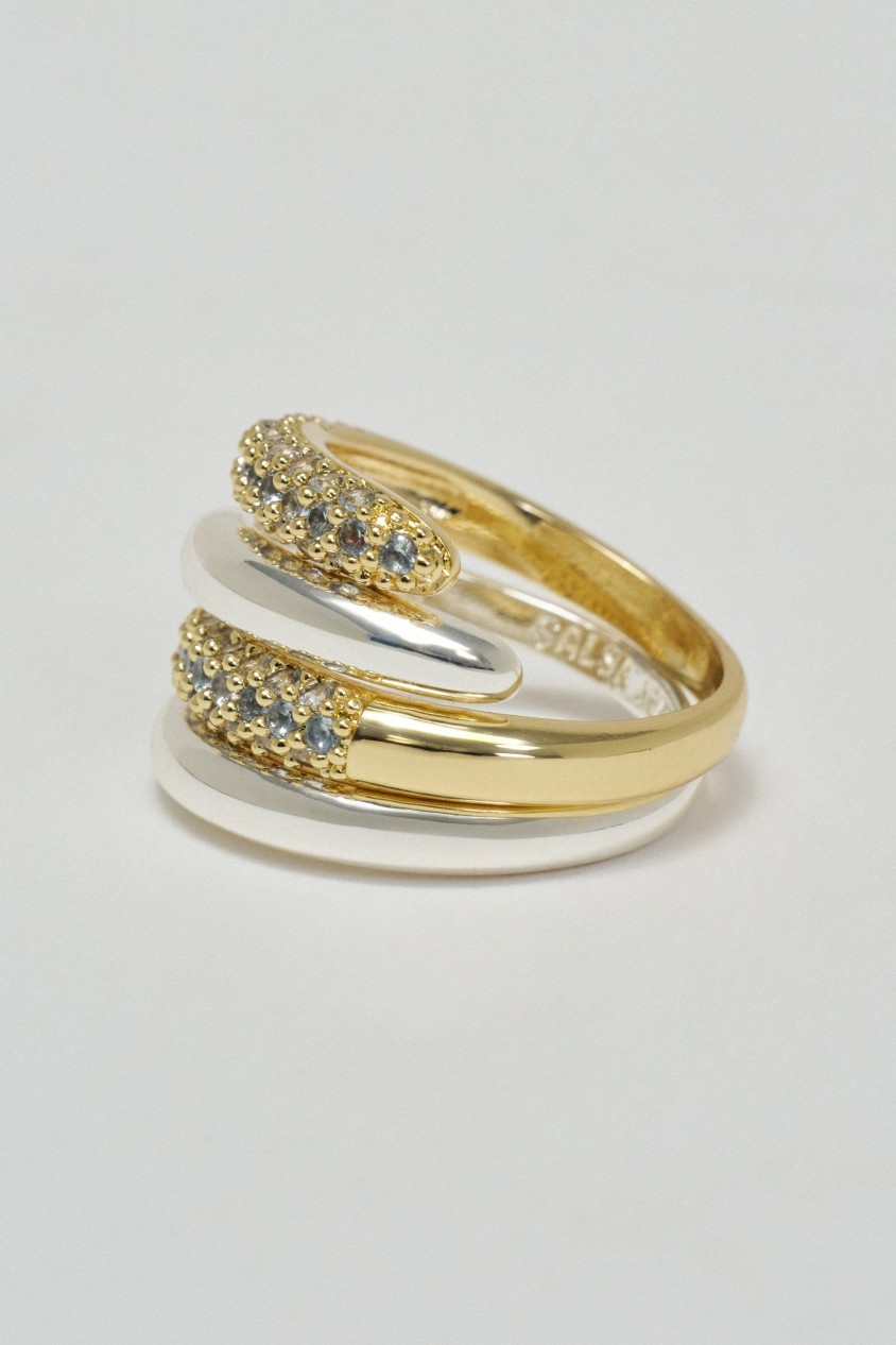 ANILLO CON EFECTO CRUZADO MÚLTIPLE