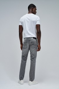 REGULAR FIT JEANS