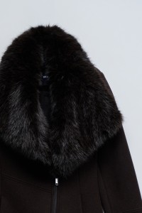 GRACE STOFFJACKE MIT FELL