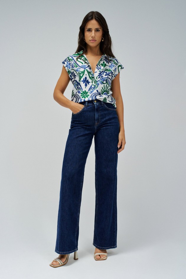 BLUSA CON ESTAMPADO FLORAL