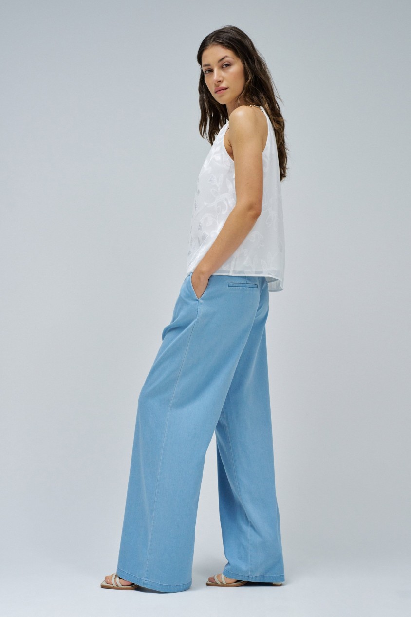 TOP MIT JACQUARD-STICKEREI