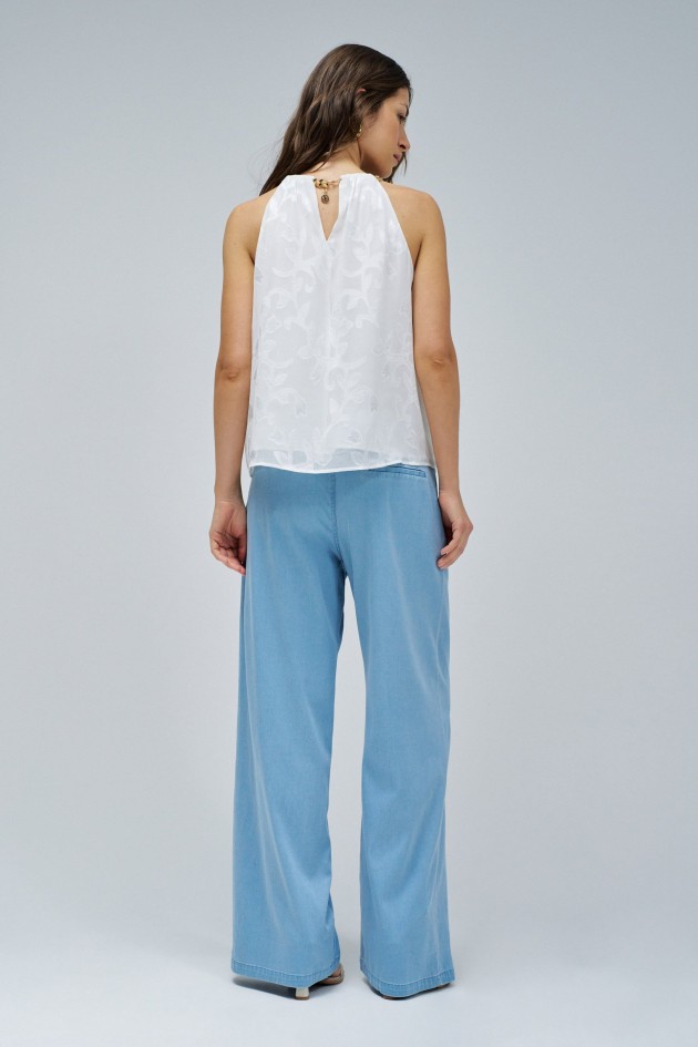 HAUT AVEC BRODERIES JACQUARD