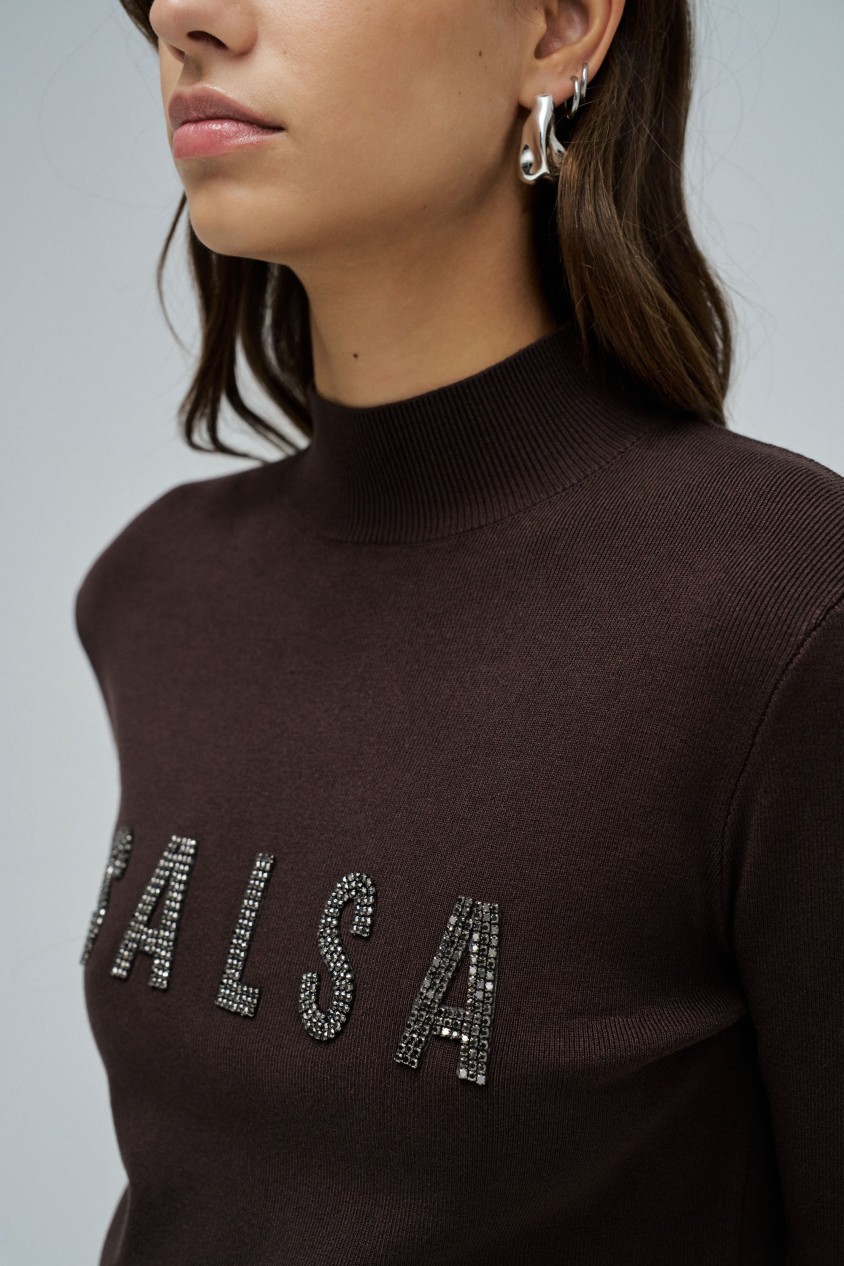 RIPPENSTRICKPULLOVER MIT BRANDING