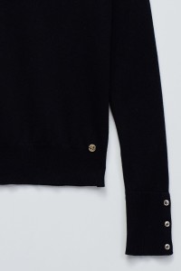 CAMISOLA DE GOLA ALTA