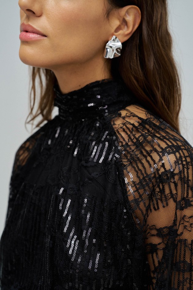 HAUT AVEC DES PAILLETTES