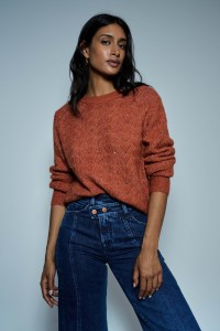 WOLLE UND MOHAIR-PULLOVER