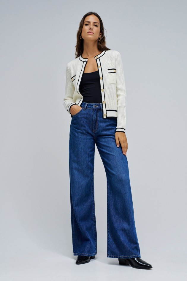 CARDIGAN COM BOTÕES DOURADOS