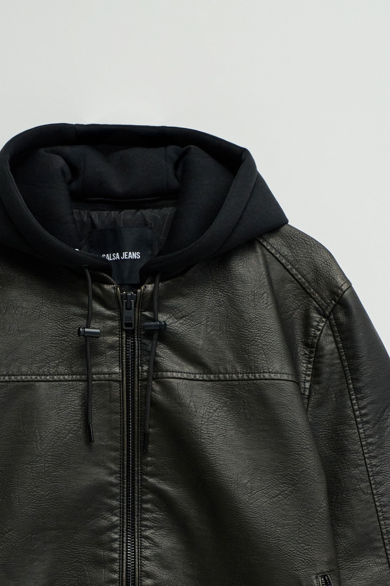 ABRIGO BOMBER EFECTO PELE