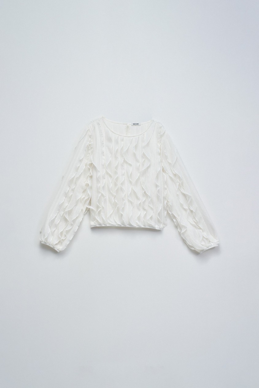 BLUSA CON VOLANTES